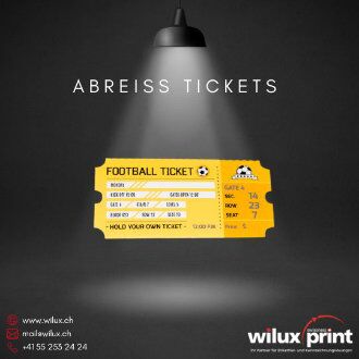 Ein fälschungssicheres Abreiss-Ticket für ein Fussballspiel, das individuelle Gestaltungsmerkmale wie Sicherheitsmerkmale und eine perforierte Linie zum leichten Abreissen aufweist.
